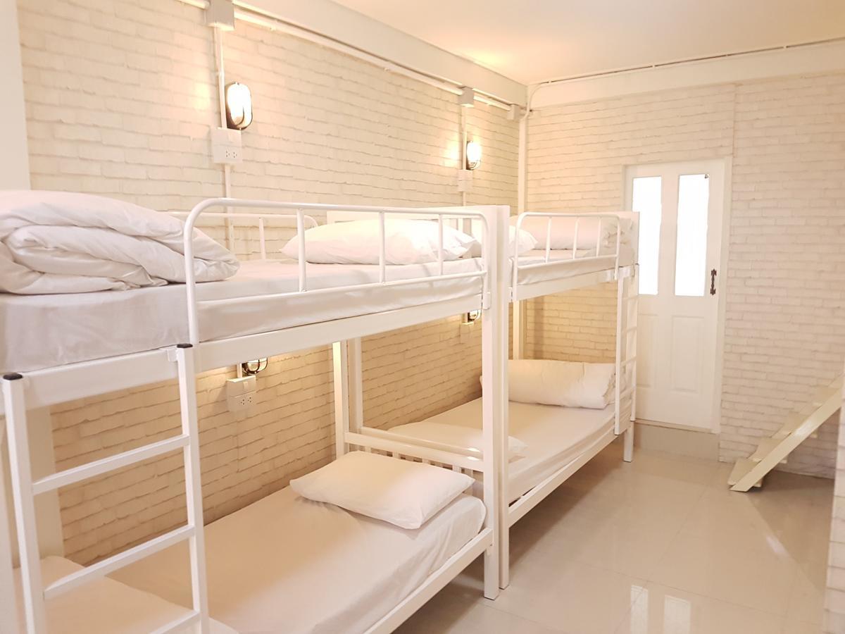 Mana Hostel Bangkok Eksteriør billede