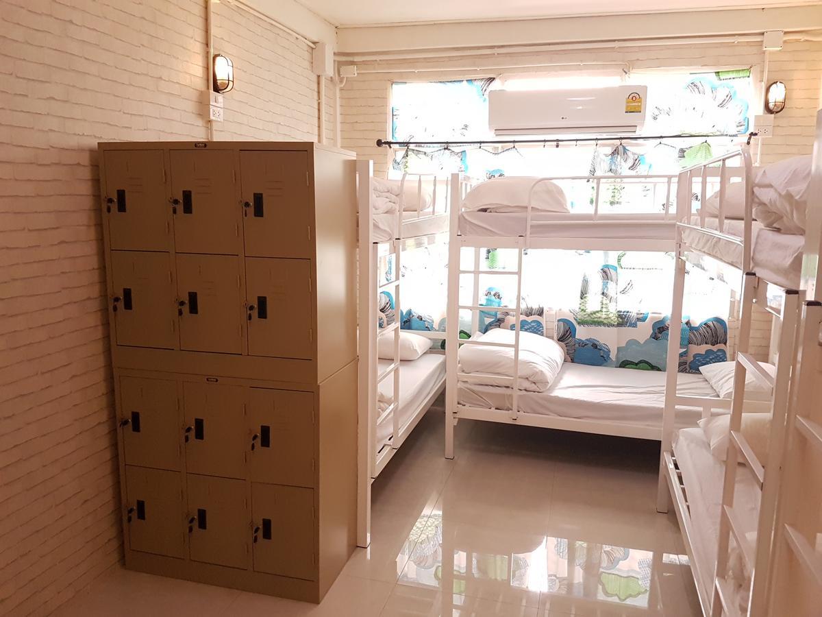 Mana Hostel Bangkok Eksteriør billede