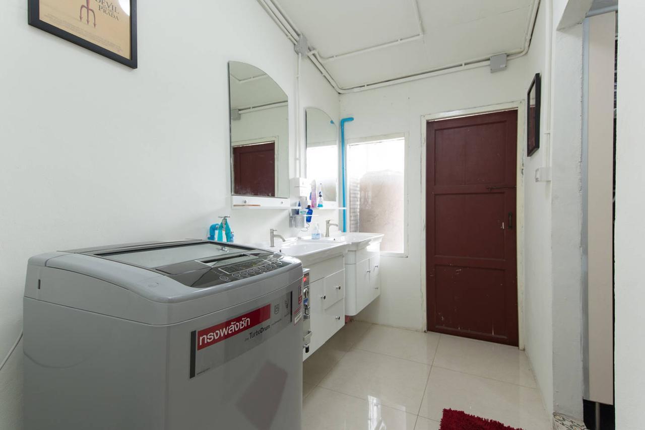 Mana Hostel Bangkok Eksteriør billede