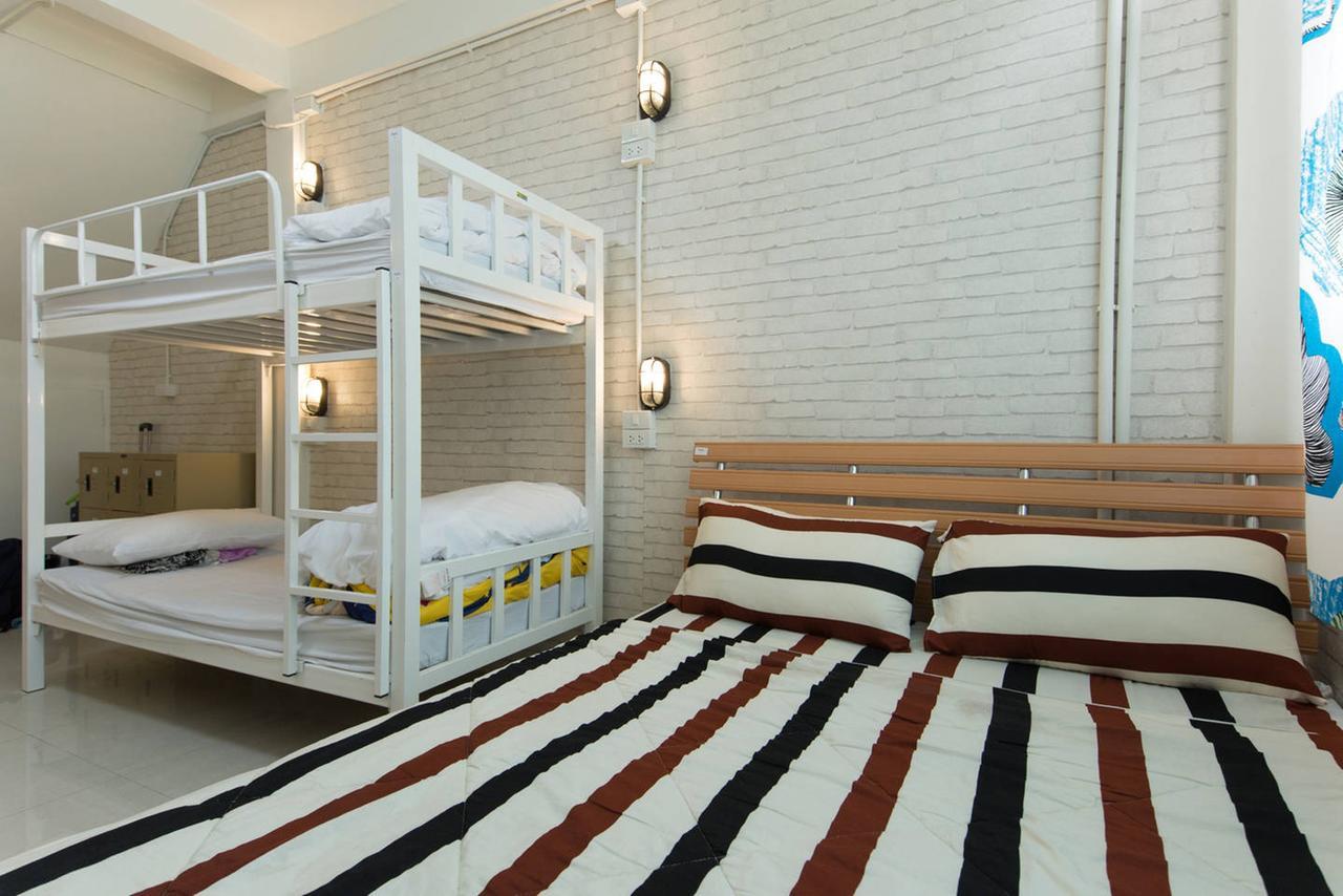 Mana Hostel Bangkok Eksteriør billede
