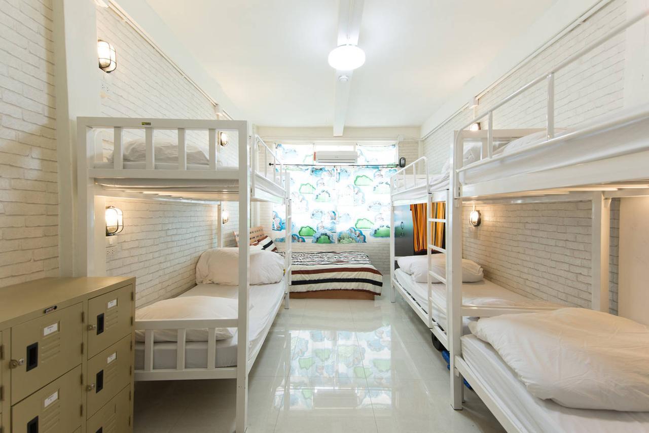 Mana Hostel Bangkok Eksteriør billede